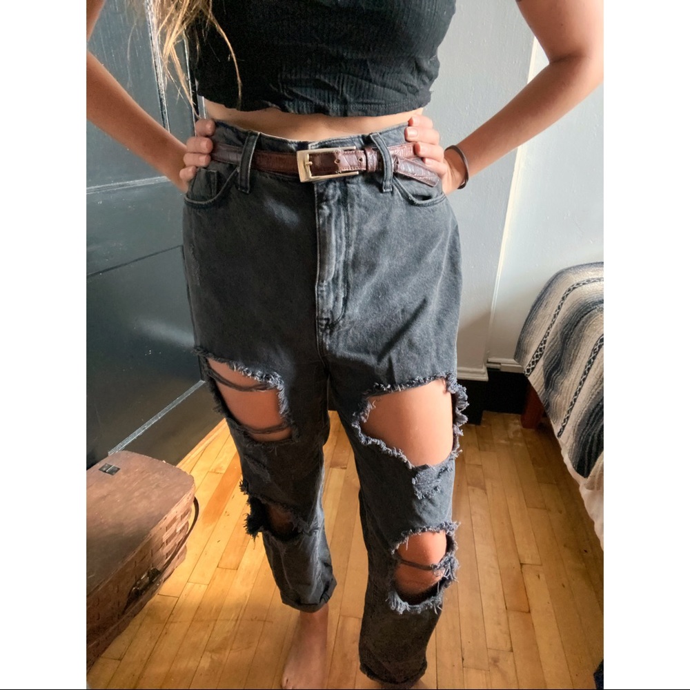BDG boyfriend high rise ripped jeans